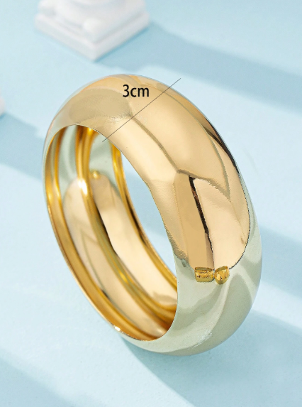 Fashionable Geometric Circular Metal Bangle Set for Women